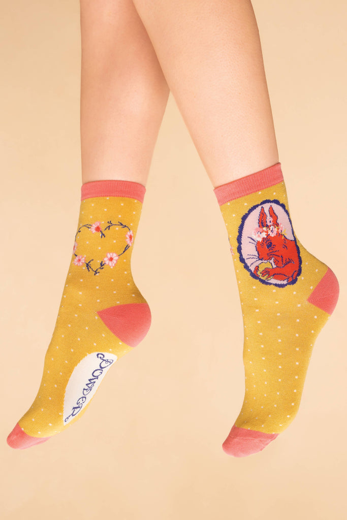 Powder Design inc - Squirrel Cameo Ankle Socks