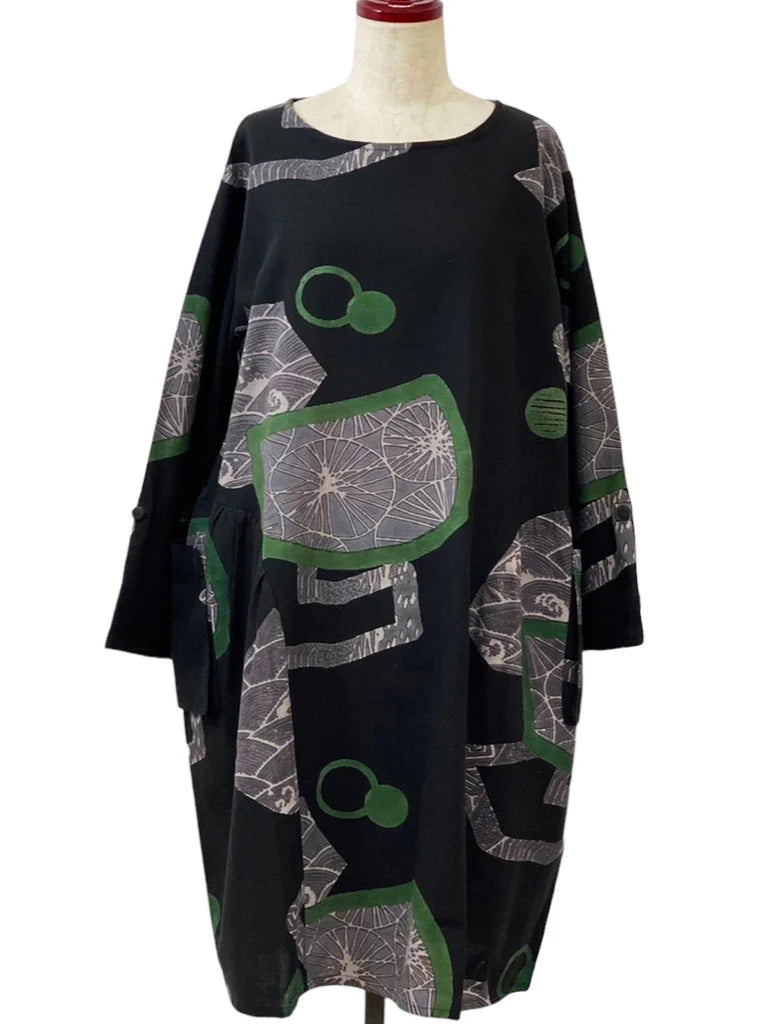 Mona Lisa - Pocket Panel Dress - Asian View Print - Black