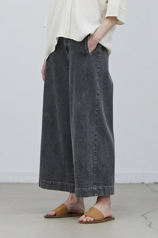 Grade & Gather Denim Straight Leg Pant in Black