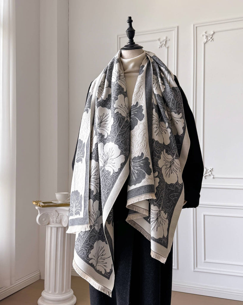 Winding River - Gray / White Buttercups Reversible Wrap