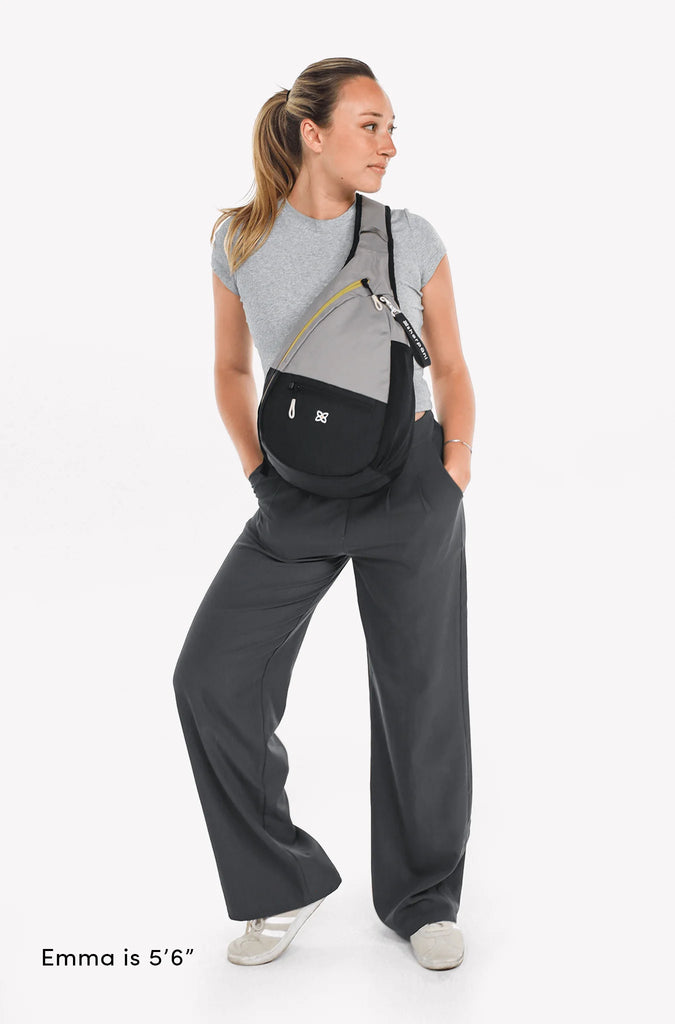 Sherpani Esprit Sling Bag