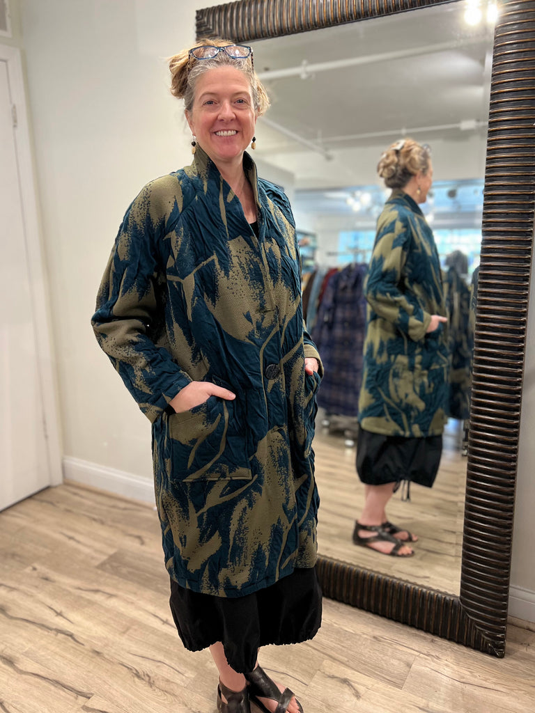 Chalet - Mauret Coat in Vine