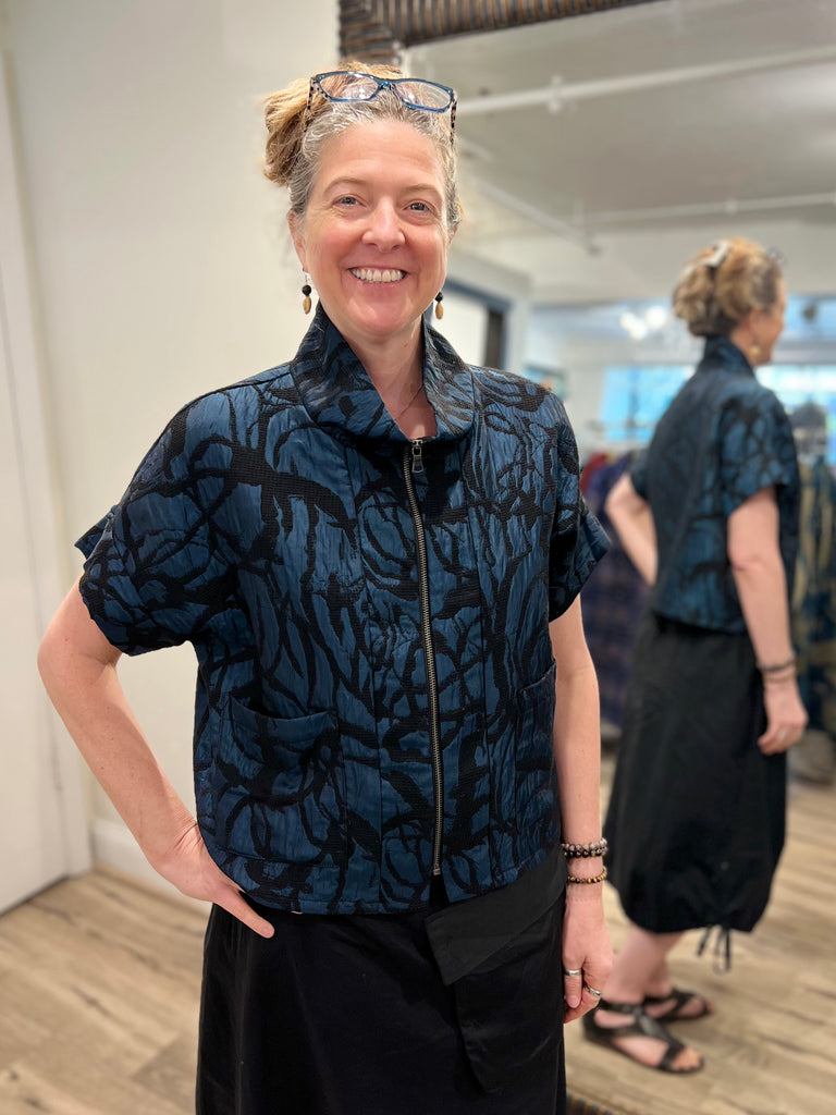 Chalet - Fayden Vest in Reef