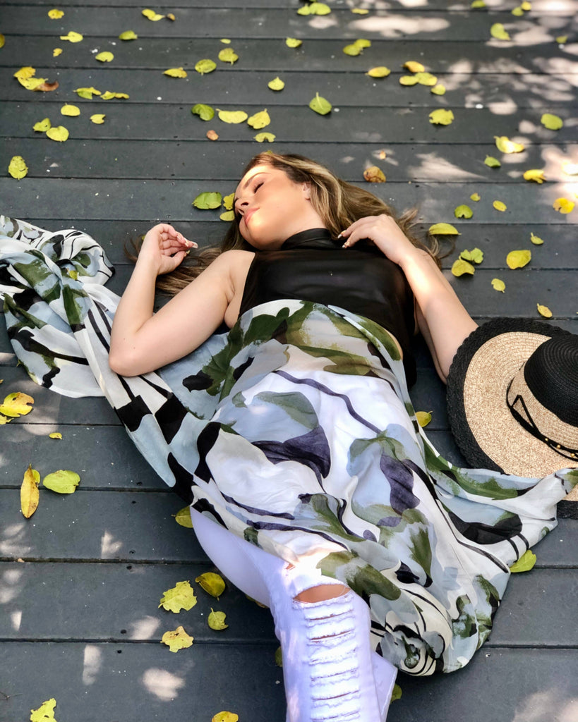 Rayz Intl - Screen Print Scarf - Gardenia