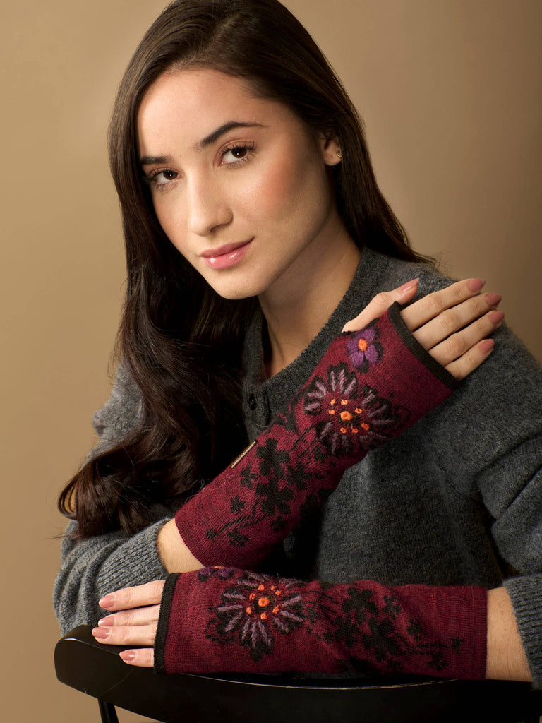 Wuaman - Julia Alpaca Wrist Warmers | Hand Embroidery | Fall